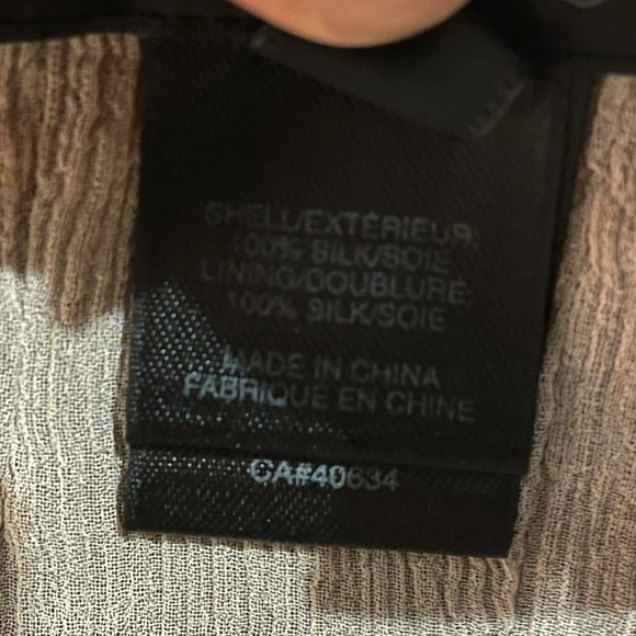 Marc Jacobs Vintage Silk Black and Cream Sleeveless Blouse, Size 10 - Picture 5 of 5